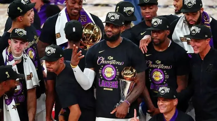 The Los Angeles Lakers basketball team won the 2020 championship.