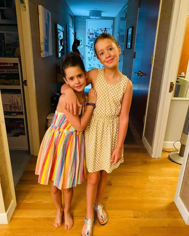 Harper (right) and Quinn (left) at their last day of school on 8 June 2022.