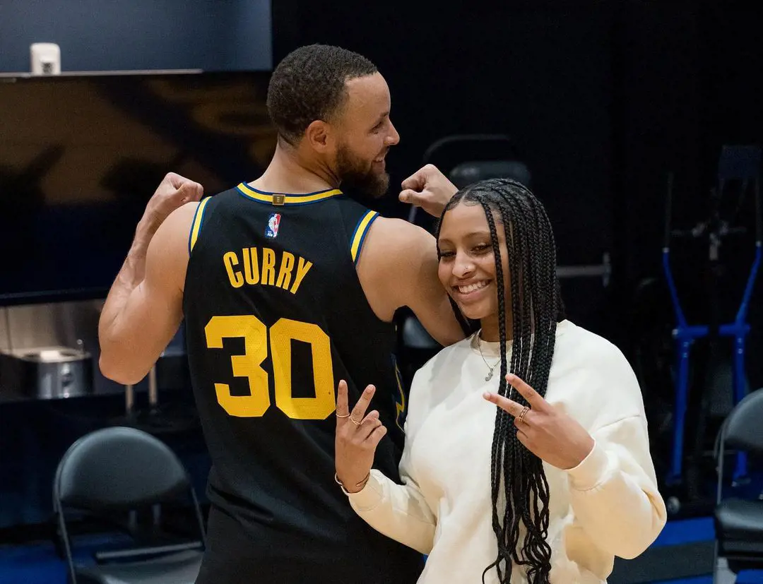 Jayda met her idol, Steph Curry at Warriors practice court in January 2022