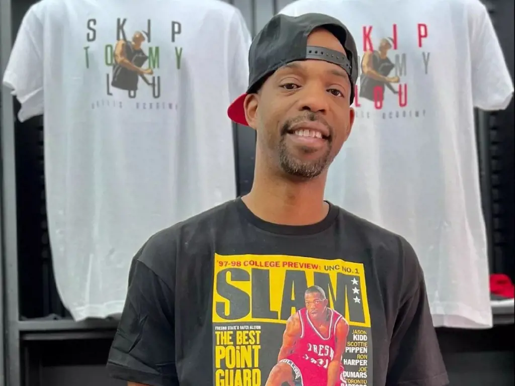 Rafer donning his Slam printed cover t-shirt 