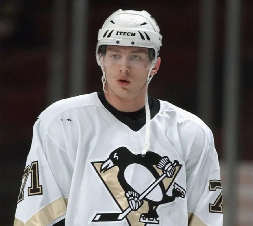 Koltsov played for the Pittsburgh Penguins in NHL in the early 2000s