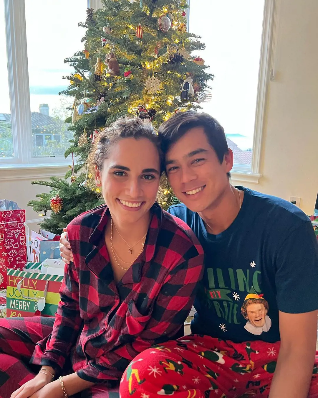 Mackenzie and Maria celebrating Christmas with their loved ones in December 2022 in North Carolina