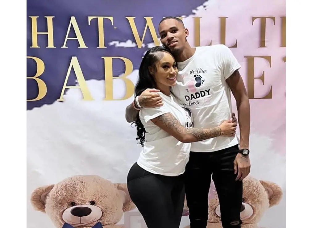 Atlanta Hawks PG Dejounte with his partner Jania Meshell revealed their pregnancy