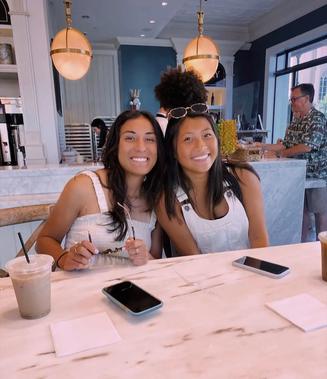Olivia(left) with her friend Samantha at Charleston, South California on June 26, 2021. 