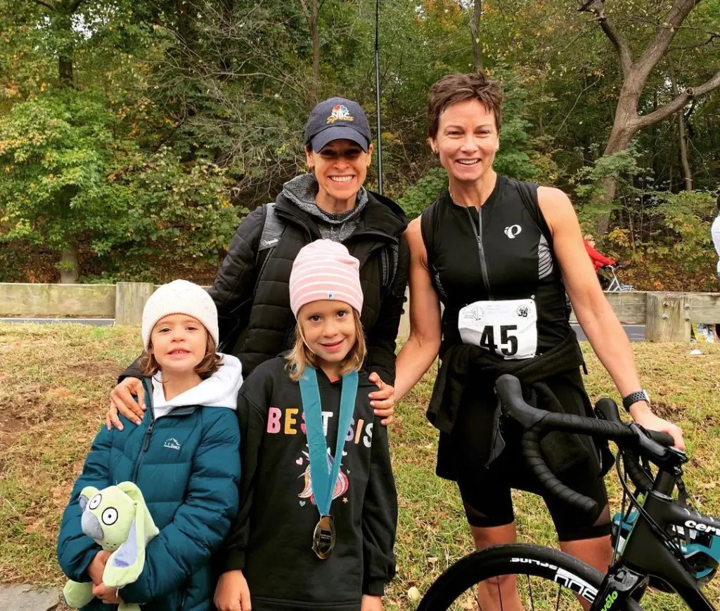 Stephanie Gosk with Jenna Wolfe at Central Park for Duathlon on 20 October 2019.